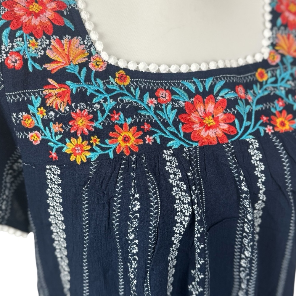 NWT Savanna Jane Navy Blue Embroidered Floral Square Neck Blouse Shirt Small - Picture 6 of 11